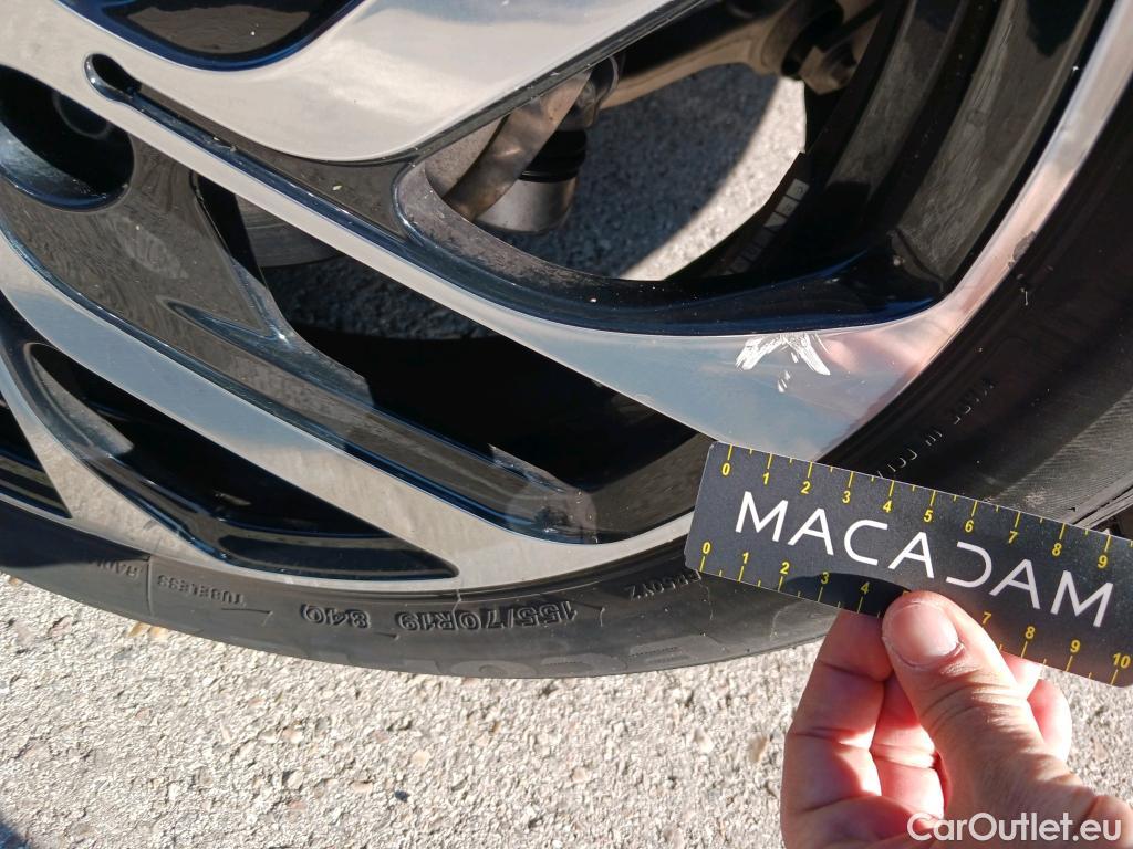  Bmw  I3  BMW / 2017 / 5P / berlina con portón 120ah #22