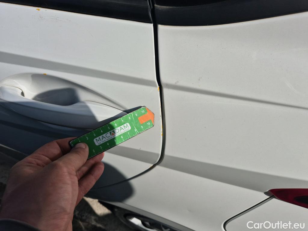  Hyundai  i20 HYUNDAI  / 2020 / 5P / berlina con portón 1.0 TGDI 74kW (100CV) 48V Essence #22