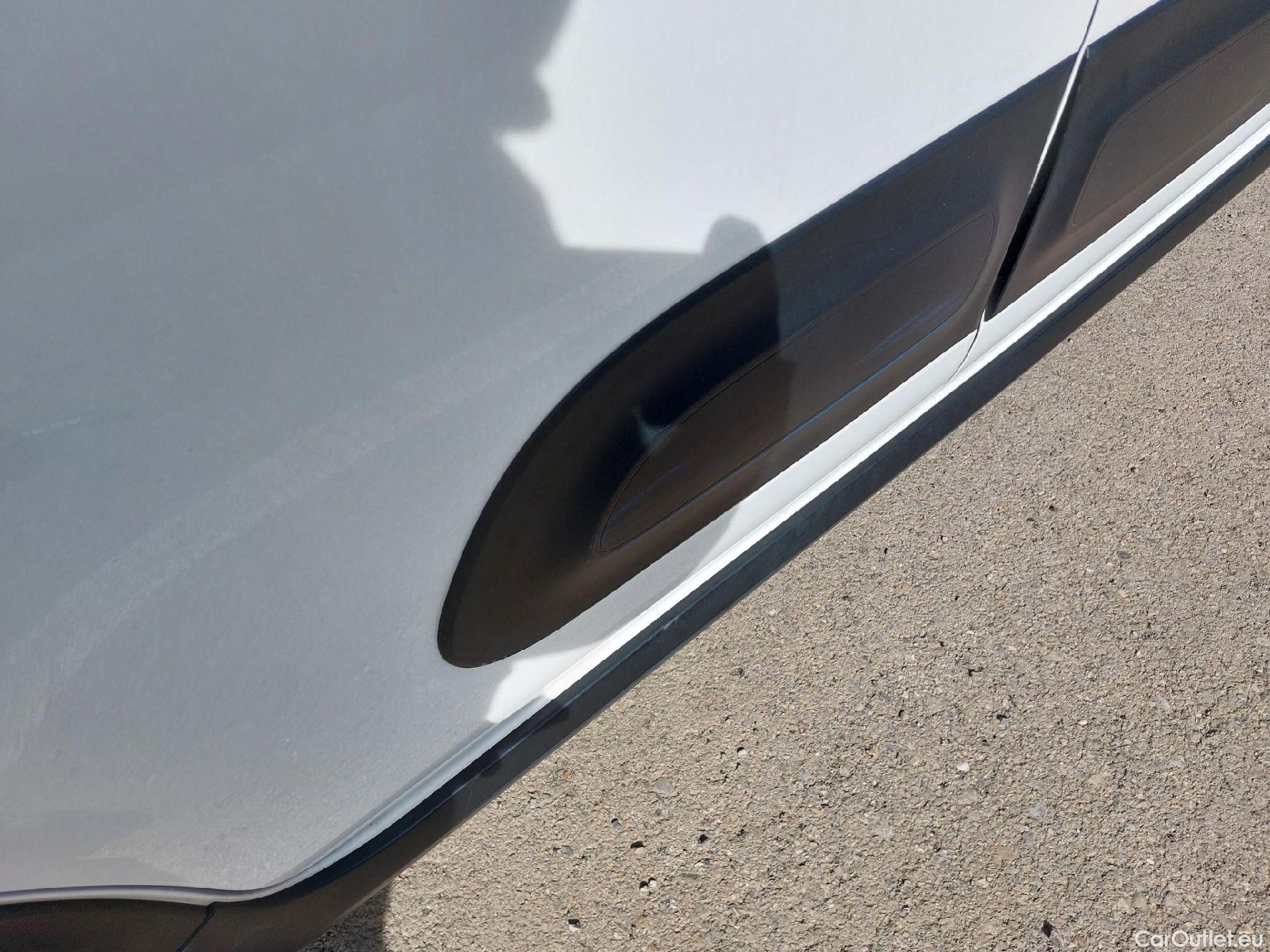  Citroen  C3 CITROEN  / 2020 / 5P / berlina con portón PureTech 60kW (83CV) Feel Pack (CX) #16