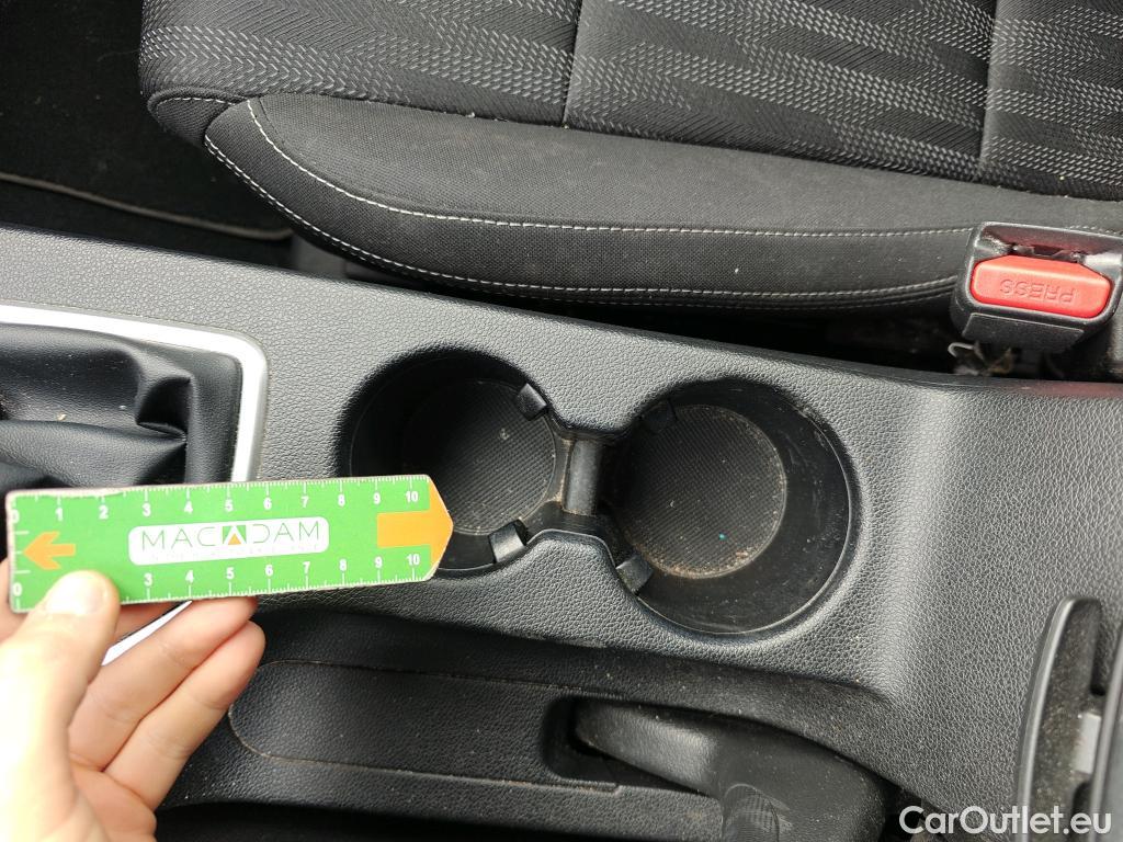  KIA  Sportage KIA  / 2018 / 5P / todoterreno 1.6 MHEV Business 100kW (136CV) 4x2 #48