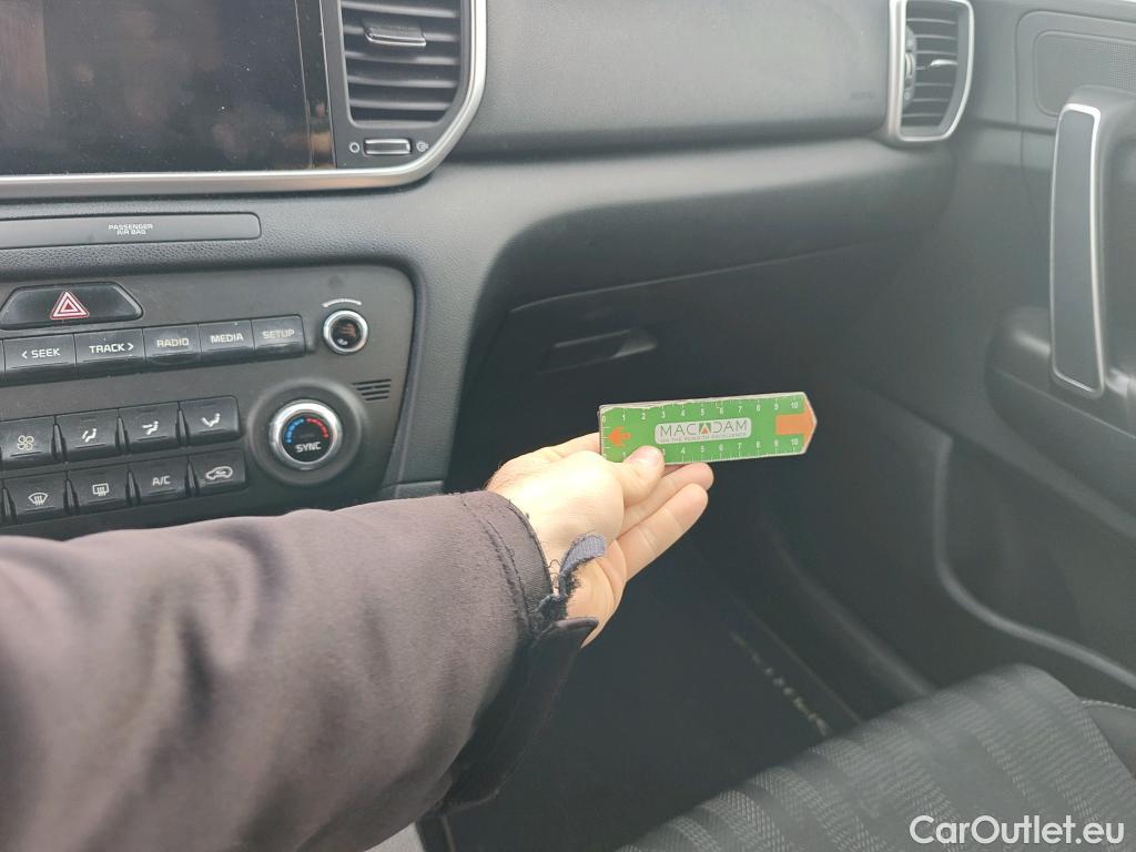  KIA  Sportage KIA  / 2018 / 5P / todoterreno 1.6 MHEV Business 100kW (136CV) 4x2 #63