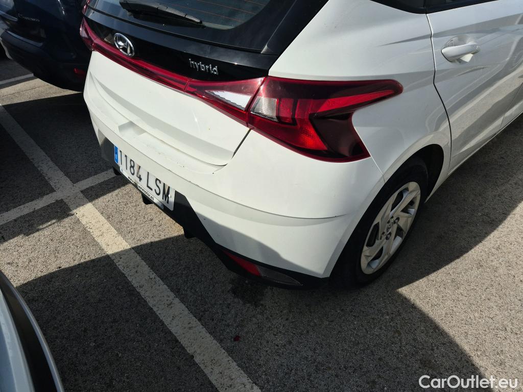 Hyundai  i20 HYUNDAI  / 2020 / 5P / berlina con portón 1.0 TGDI 74kW (100CV) 48V Essence #26