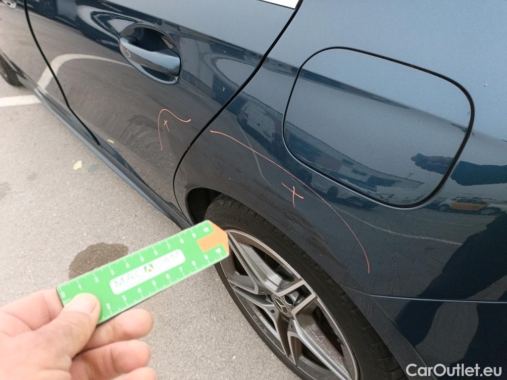  Mercedes  A-Klasse MERCEDES-BENZ Clase A / 2018 / 5P / berlina con portón A 200 d #7