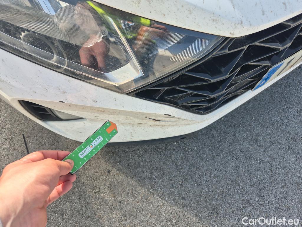  Hyundai  i20 HYUNDAI  / 2020 / 5P / berlina con portón 1.0 TGDI 74kW (100CV) 48V Essence #25