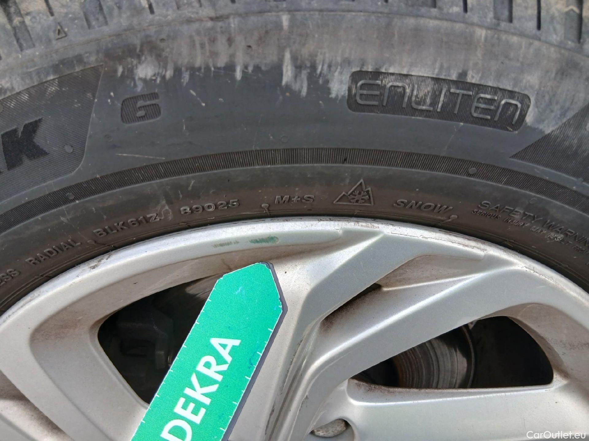  DS  DS7 DS DS 7 Crossback / 2017 / 5P / todoterreno BlueHDi DE 96kW (130CV) BE CHIC (AC) #3