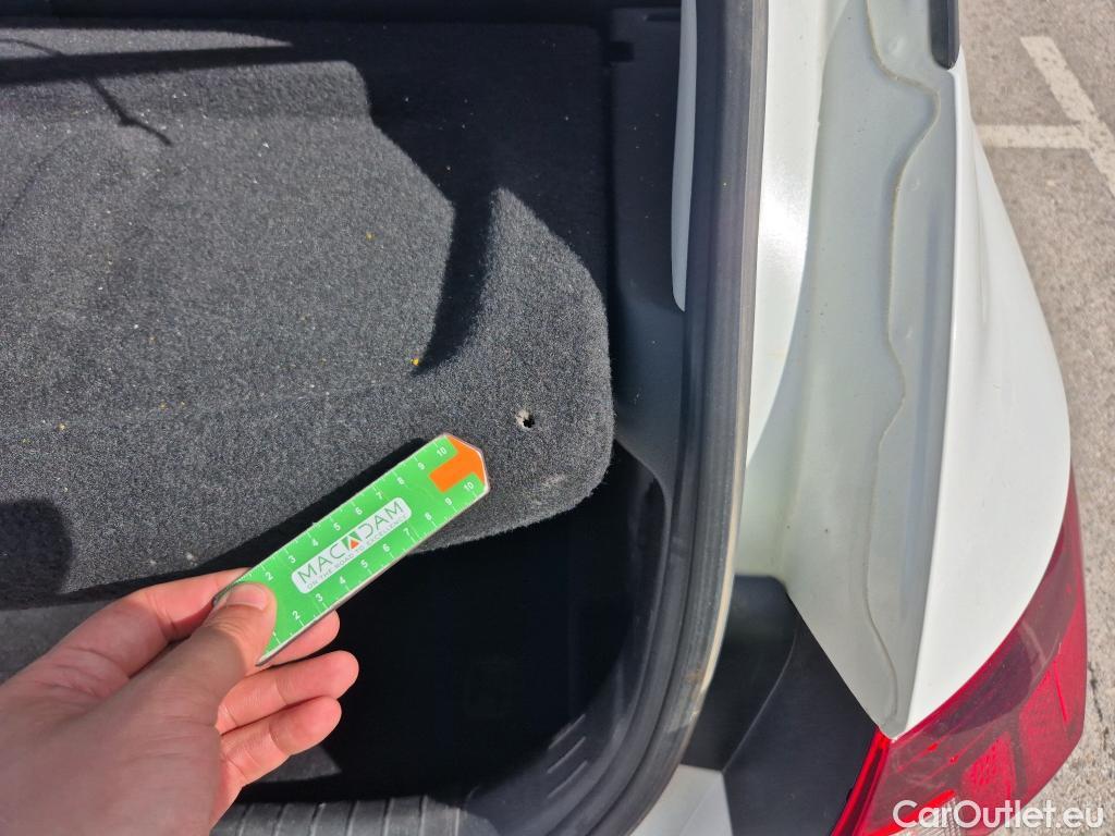  Hyundai  i20 HYUNDAI  / 2020 / 5P / berlina con portón 1.0 TGDI 74kW (100CV) 48V Essence #6