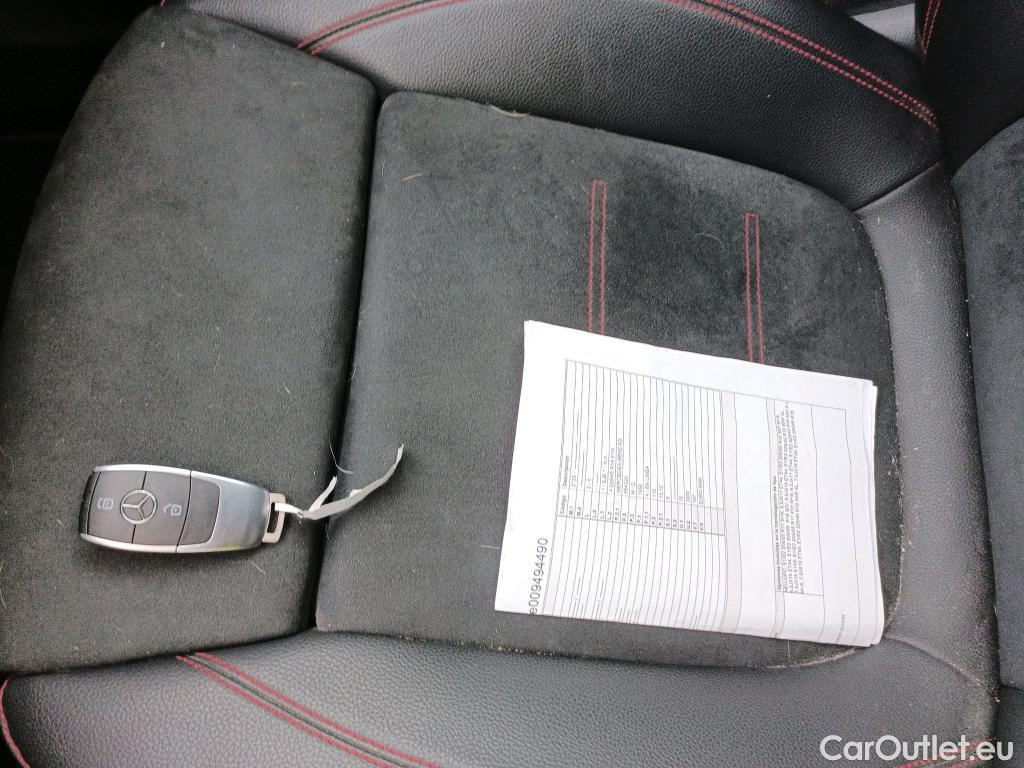  Mercedes  A-Klasse MERCEDES-BENZ Clase A / 2018 / 5P / berlina con portón A 200 d #19