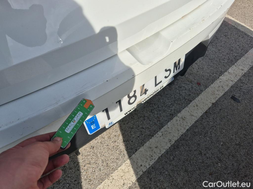  Hyundai  i20 HYUNDAI  / 2020 / 5P / berlina con portón 1.0 TGDI 74kW (100CV) 48V Essence #28