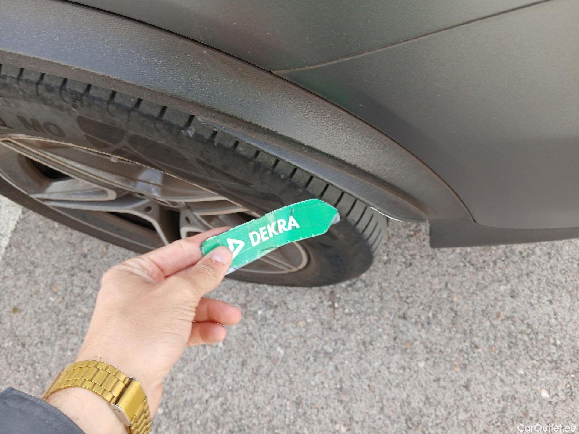  Mercedes  G-Klasee MERCEDES-BENZ GLC Coupé / 2019 / 5P / coupé GLC 220 d 4MATIC #28