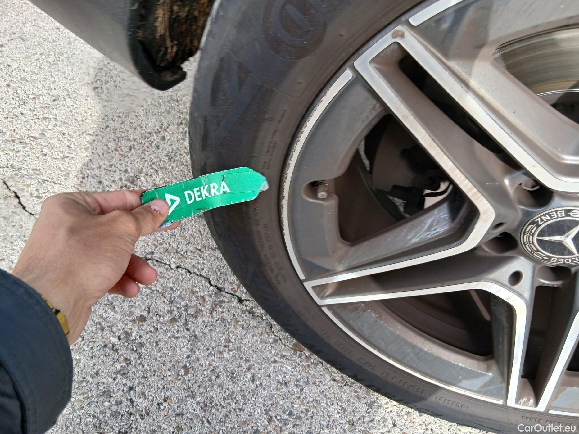  Mercedes  G-Klasee MERCEDES-BENZ GLC Coupé / 2019 / 5P / coupé GLC 220 d 4MATIC #44