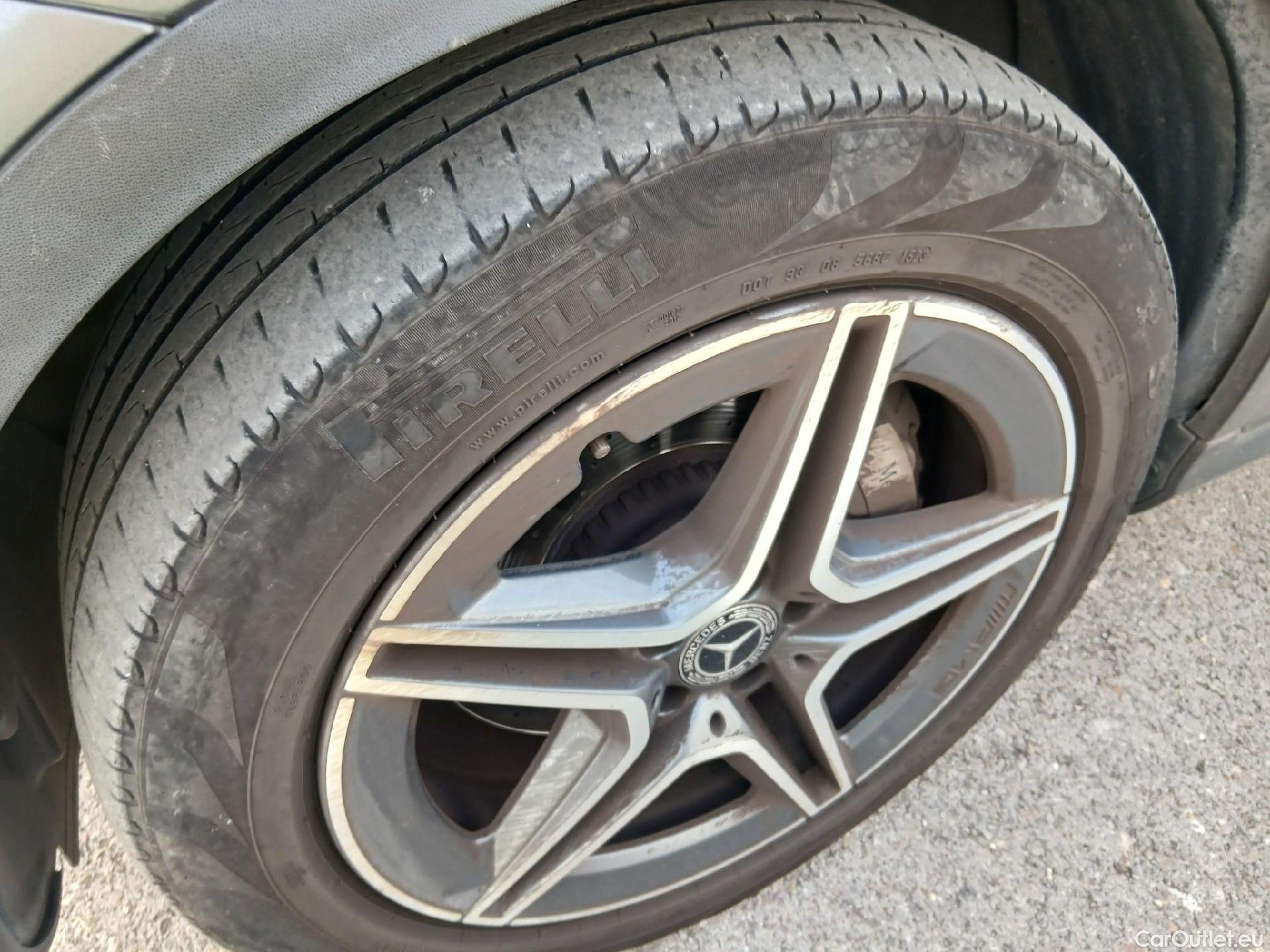  Mercedes  G-Klasee MERCEDES-BENZ GLC Coupé / 2019 / 5P / coupé GLC 220 d 4MATIC #13