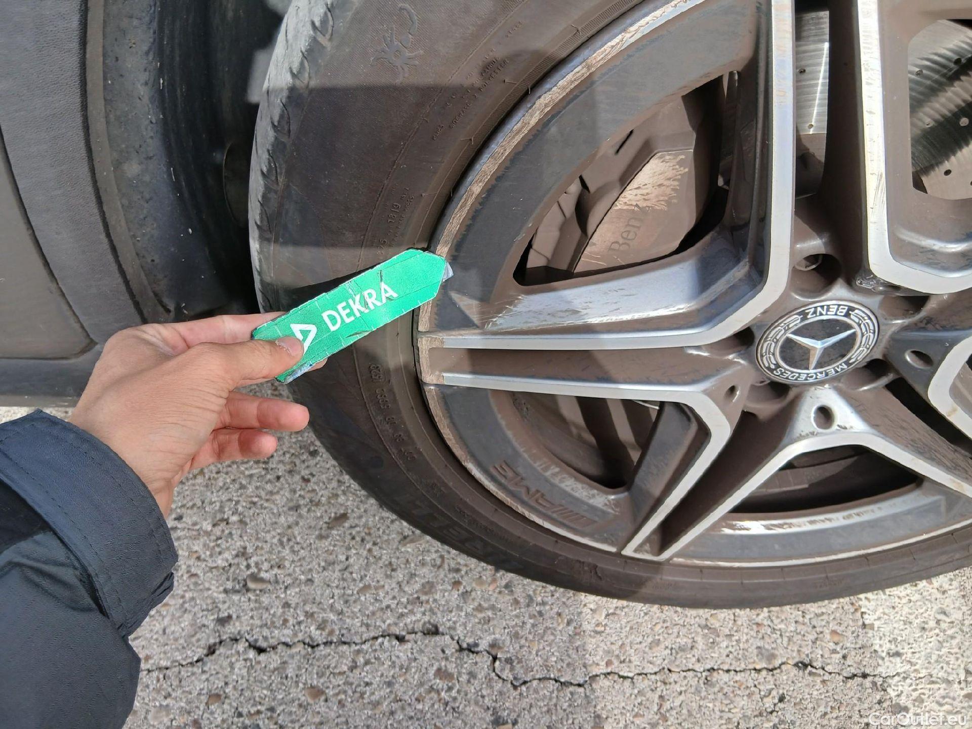  Mercedes  G-Klasee MERCEDES-BENZ GLC Coupé / 2019 / 5P / coupé GLC 220 d 4MATIC #56