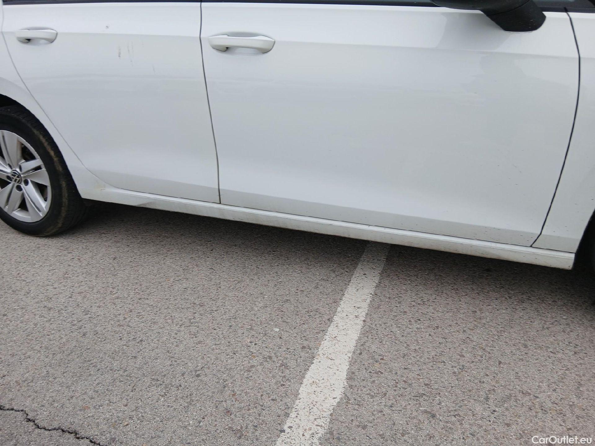  Volkswagen  Golf  VOLKSWAGEN / 2020 / 5P / berlina con portón Life 1.0 eTSI 81kW (110CV) DSG #58