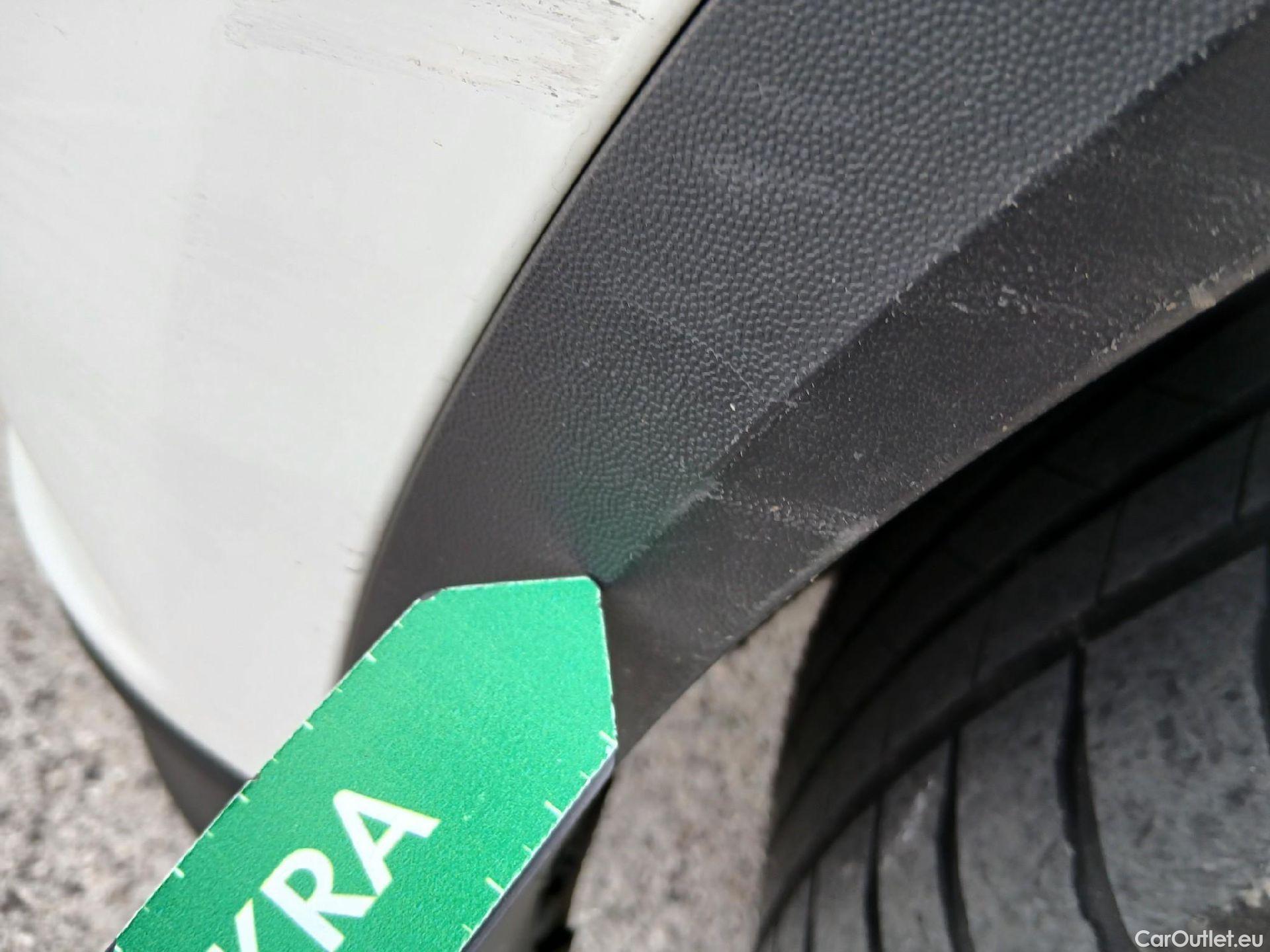  Volkswagen  T-ROC VOLKSWAGEN  / 2017 / 5P / todoterreno Advance 2.0 TDI 85kW (115CV) #13