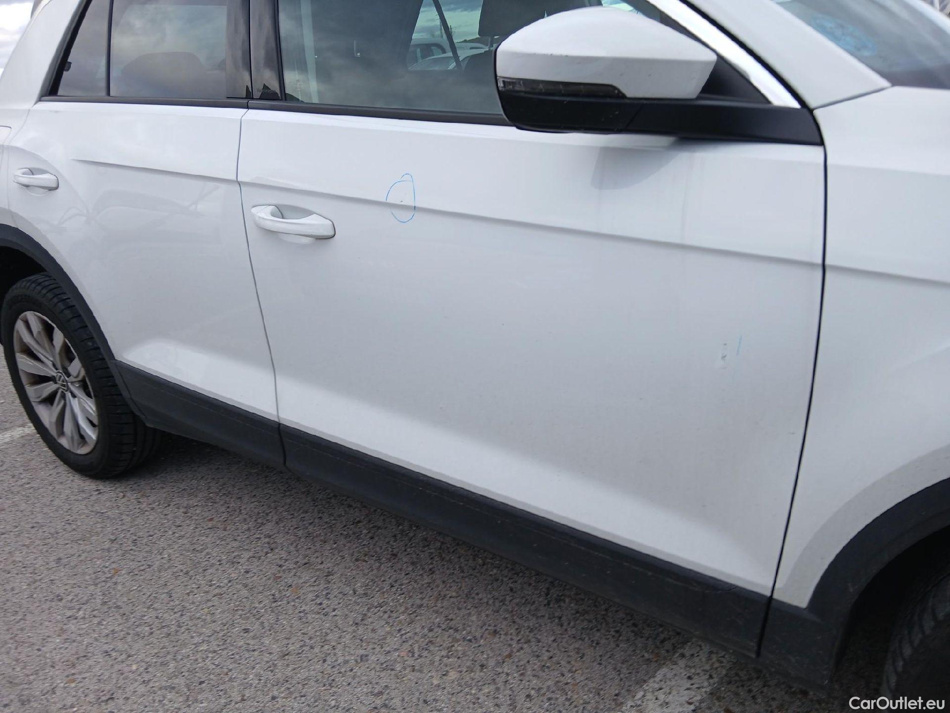  Volkswagen  T-ROC VOLKSWAGEN  / 2017 / 5P / todoterreno Advance 2.0 TDI 85kW (115CV) #44