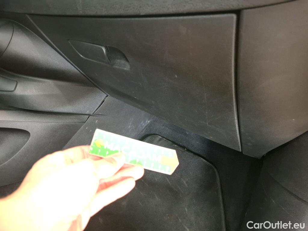  Fiat  500 FIAT X / 2018 / 5P / SUV 1.0 FFly T T3 120ch Cross #29