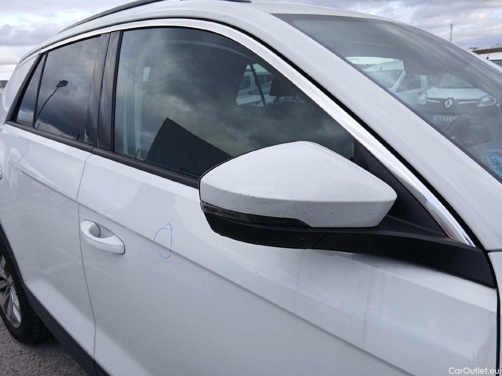  Volkswagen  T-ROC VOLKSWAGEN  / 2017 / 5P / todoterreno Advance 2.0 TDI 85kW (115CV) #45