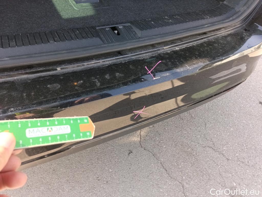  Volkswagen  Passat VOLKSWAGEN  / 2019 / 5P / familiar Variant Executive 2.0 TDI 90kW (122CV) D #14