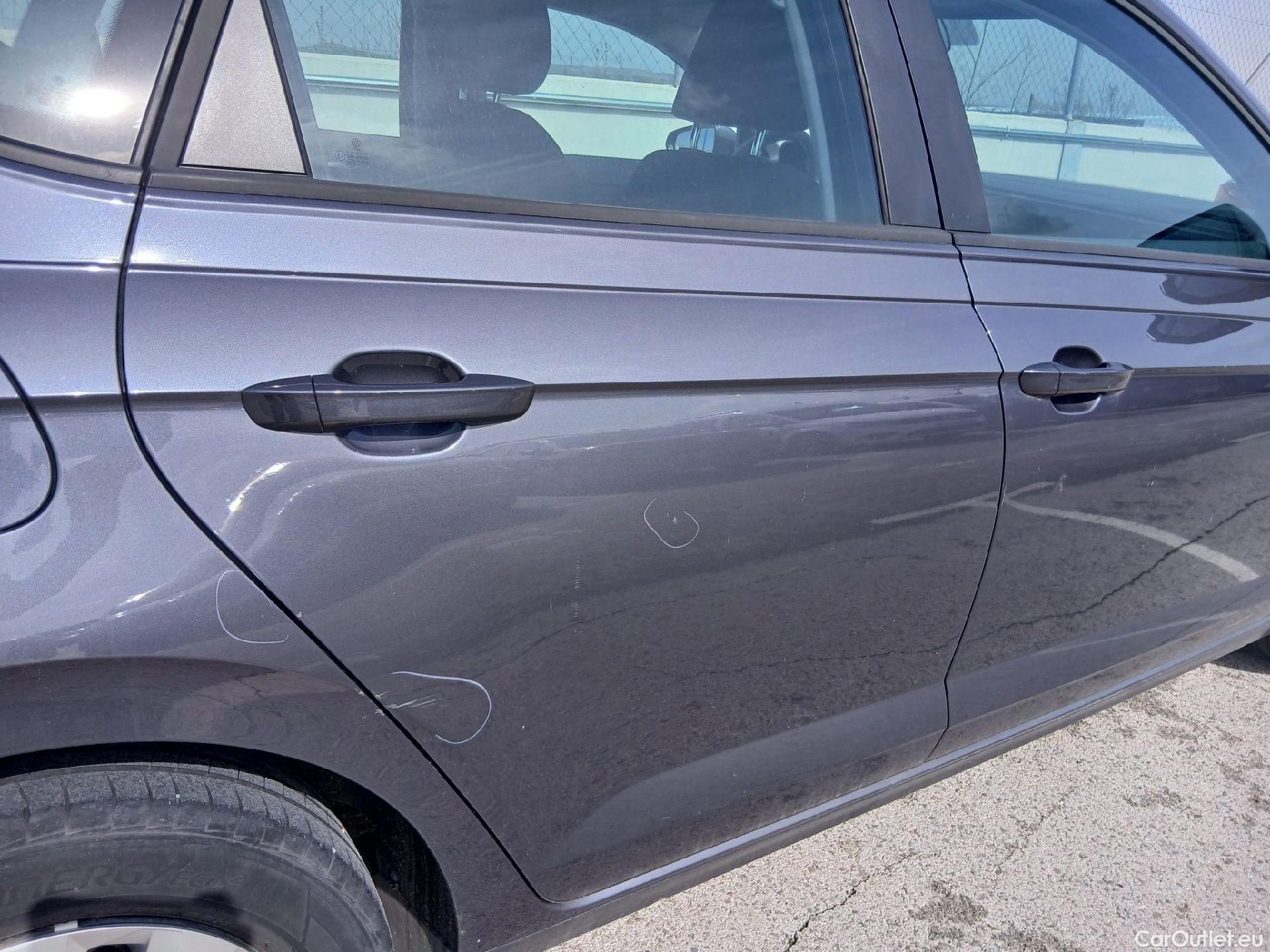  Volkswagen  Polo VOLKSWAGEN  / 2021 / 5P / berlina con portón  1.0 TSI 70kW (95CV) #40