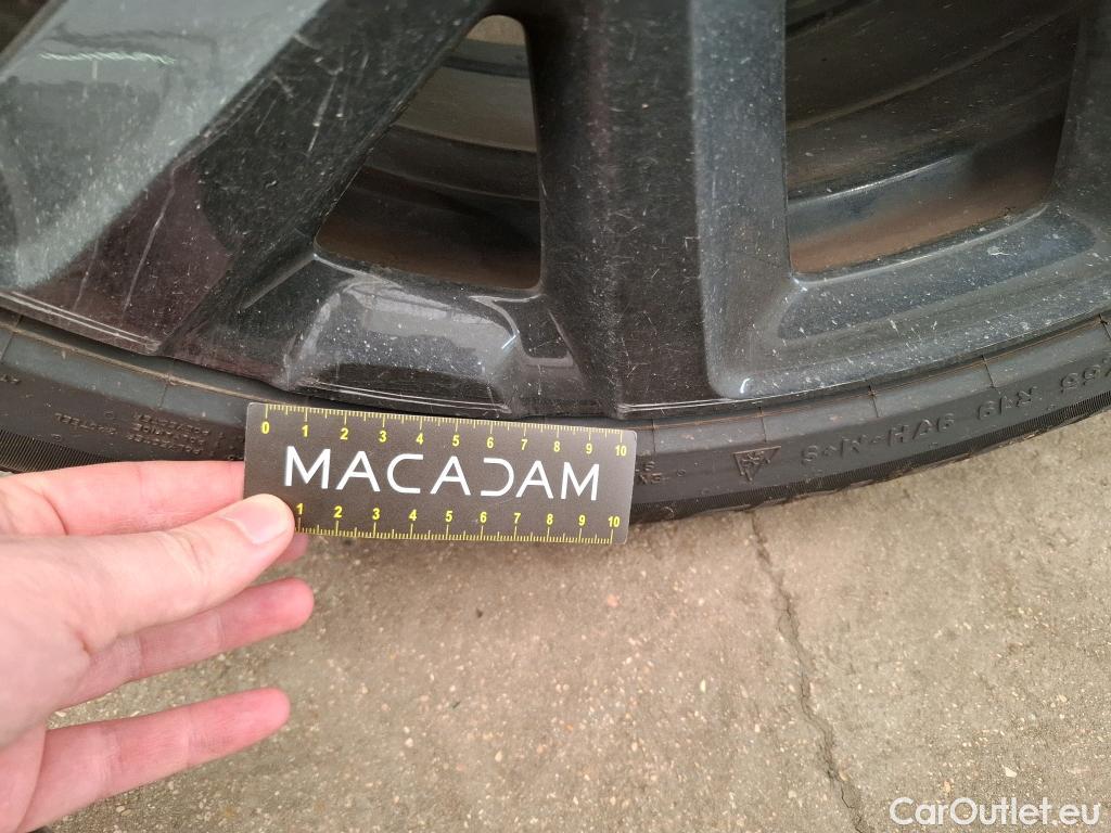  Citroen  C5  Aircross Shine Pack 1.6 PureTech 180CV BVA8 E6d #20