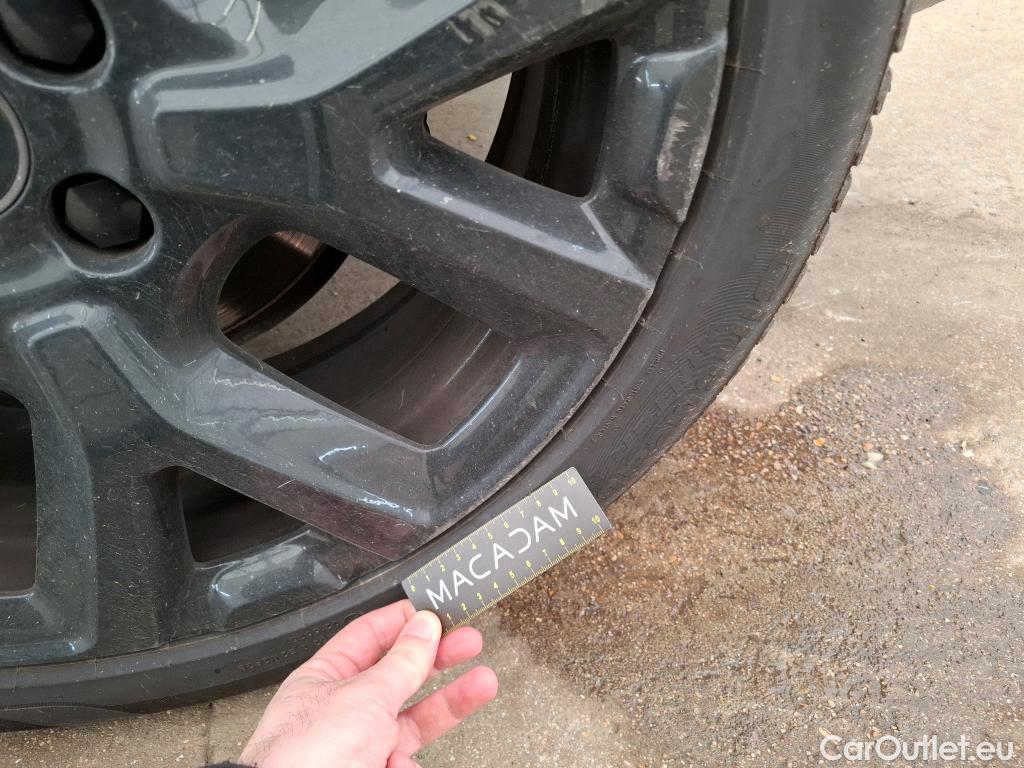  Citroen  C5  Aircross Shine Pack 1.6 PureTech 180CV BVA8 E6d #17