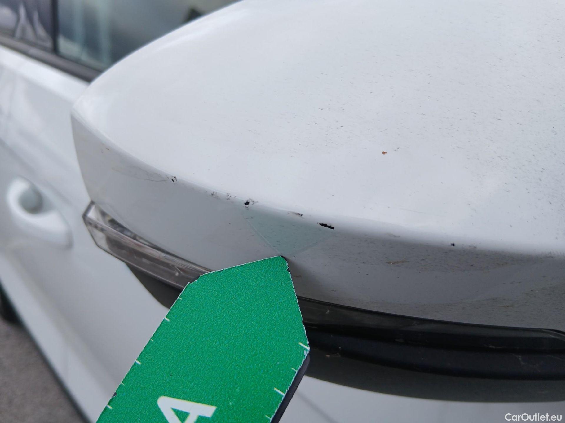  Volkswagen  T-ROC VOLKSWAGEN  / 2017 / 5P / todoterreno Advance 2.0 TDI 85kW (115CV) #46