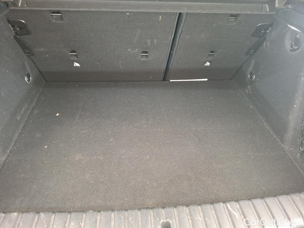  Bmw  Serie 1 BMW Série 1 / 2019 / 5P / Berline 1.5 116D DKG7 Business Design #39