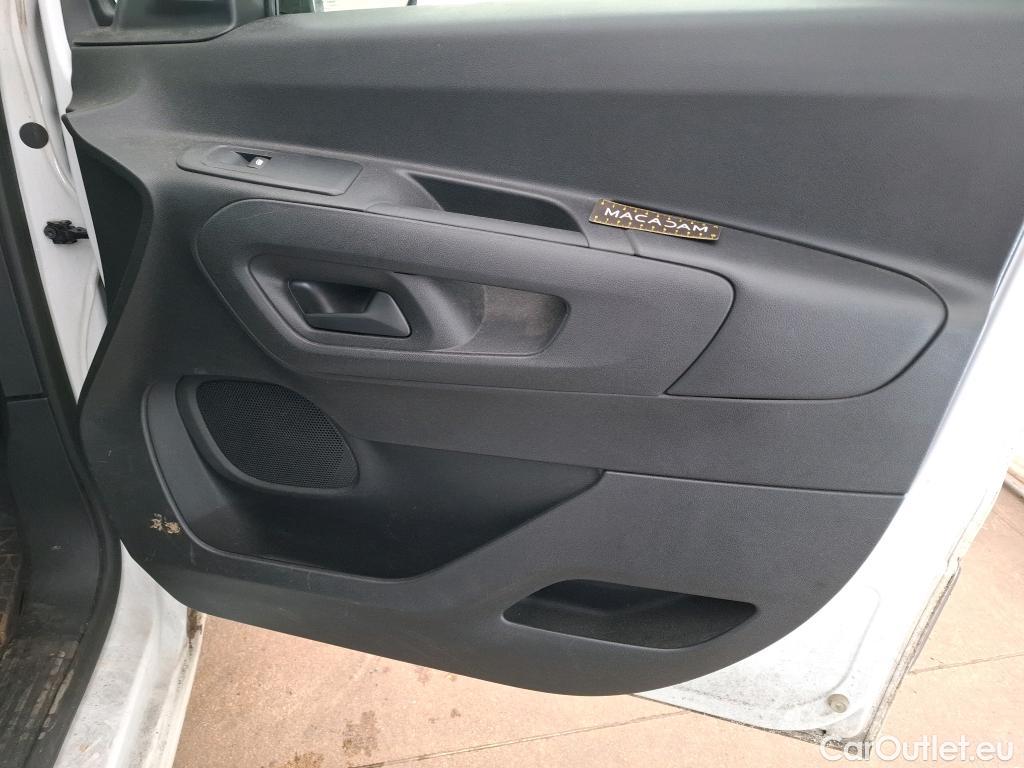  Citroen  Berlingo  Fourgon Club M 650 1.5 BlueHDi 75CV BVM5 E6dT #21