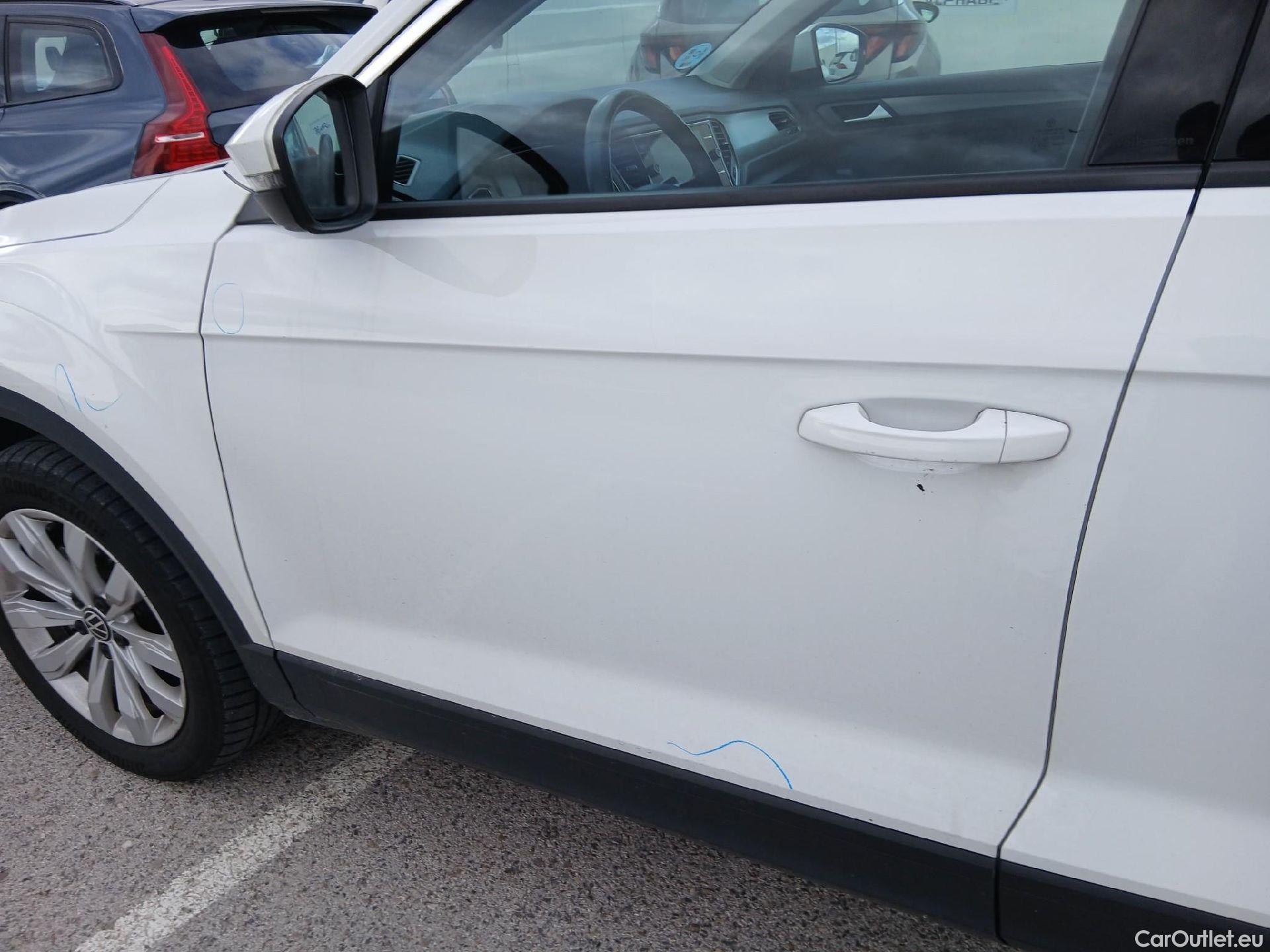  Volkswagen  T-ROC VOLKSWAGEN  / 2017 / 5P / todoterreno Advance 2.0 TDI 85kW (115CV) #16