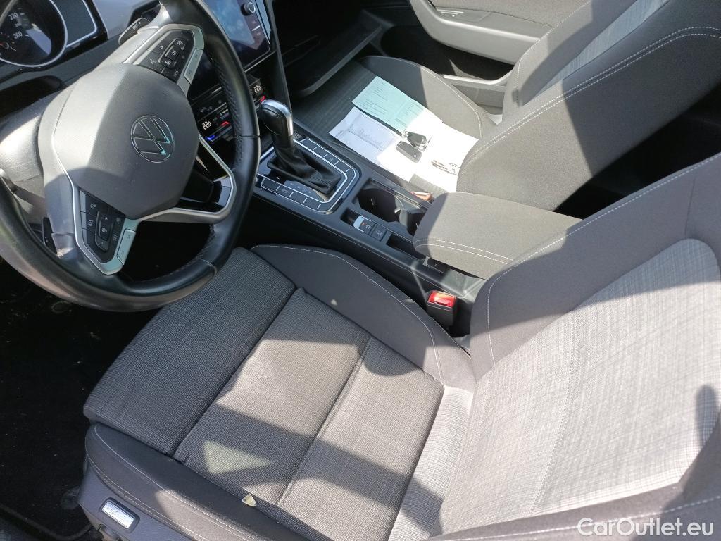  Volkswagen  Passat VOLKSWAGEN  / 2019 / 5P / familiar Variant Executive 2.0 TDI 90kW (122CV) D #6