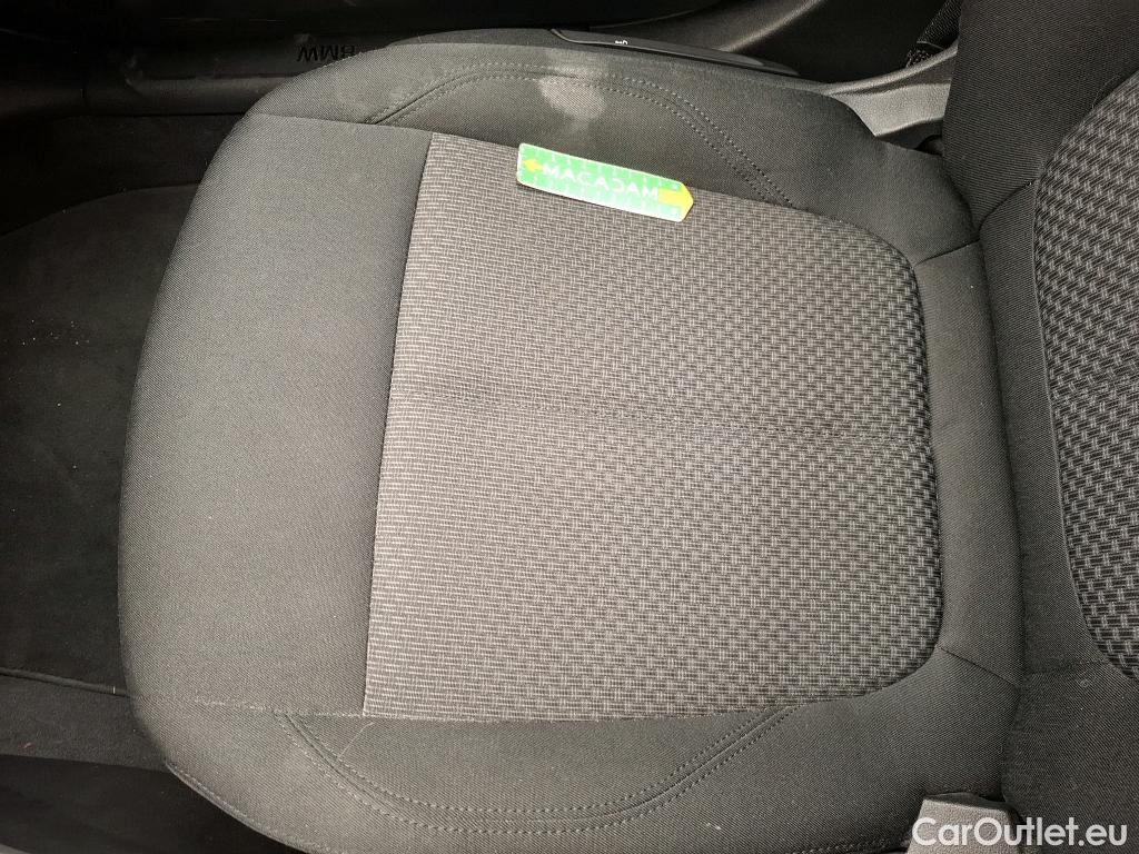  Bmw  Serie 1 BMW Série 1 / 2019 / 5P / Berline 1.5 116D DKG7 Business Design #45