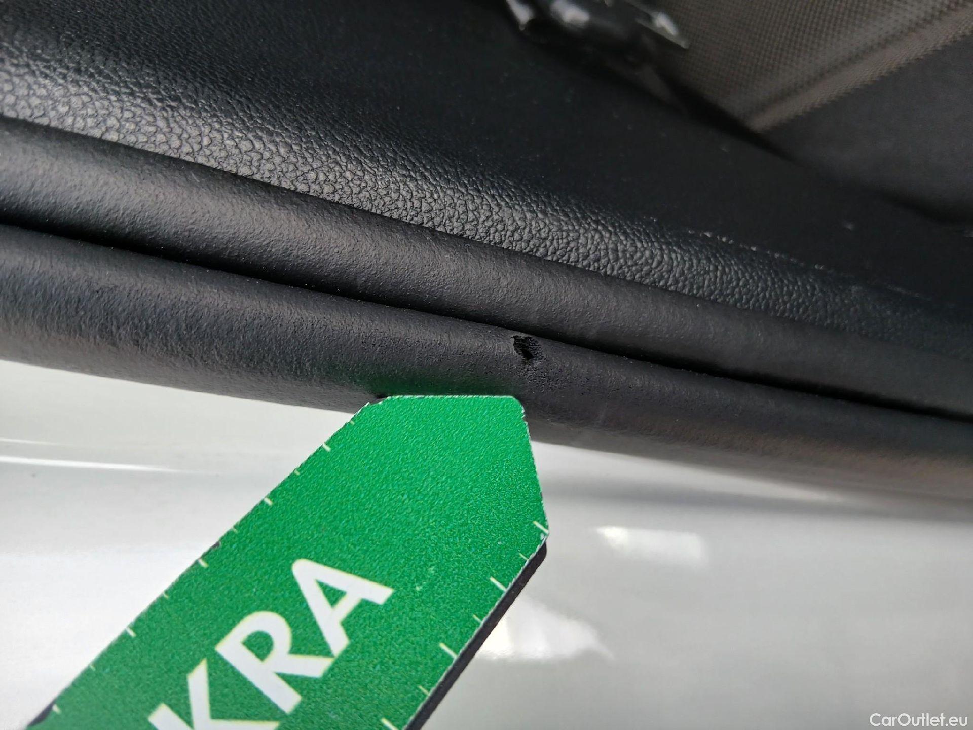  Volkswagen  T-ROC VOLKSWAGEN  / 2017 / 5P / todoterreno Advance 2.0 TDI 85kW (115CV) #41