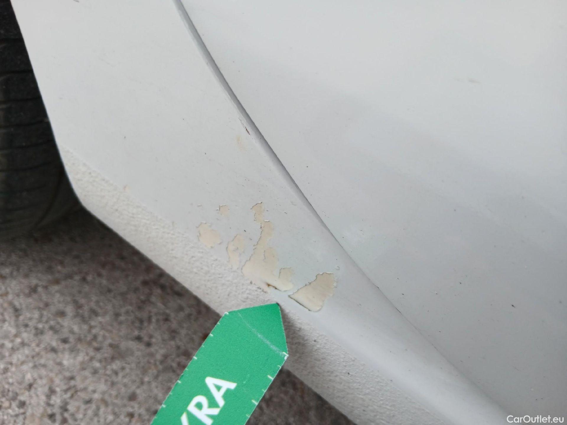  Volkswagen  Golf  VOLKSWAGEN / 2020 / 5P / berlina con portón Life 1.0 eTSI 81kW (110CV) DSG #57