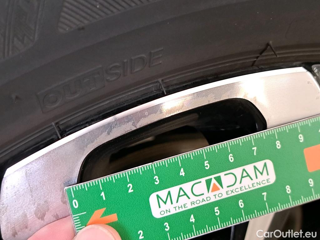  Opel  Crossland  X Business Elegance 1.2 Turbo 110CV BVM6 E6d #19