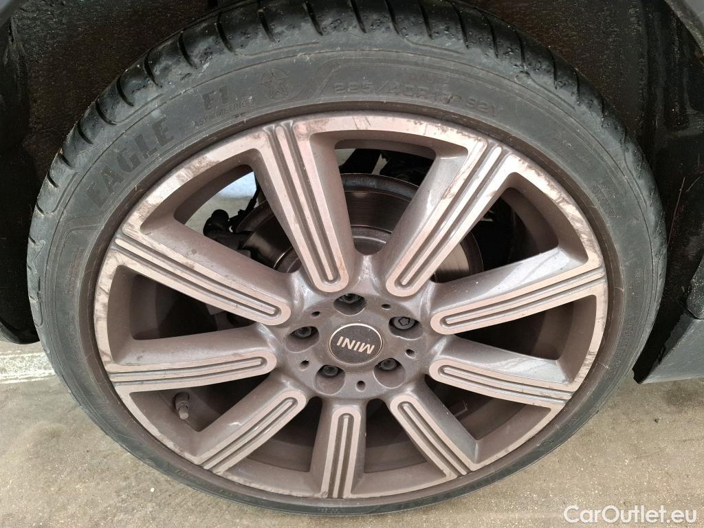  Mini  Clubman MINI  / 2019 / 5P / Break Cooper Knightsbridge 136 ch BVA7(SP) #27