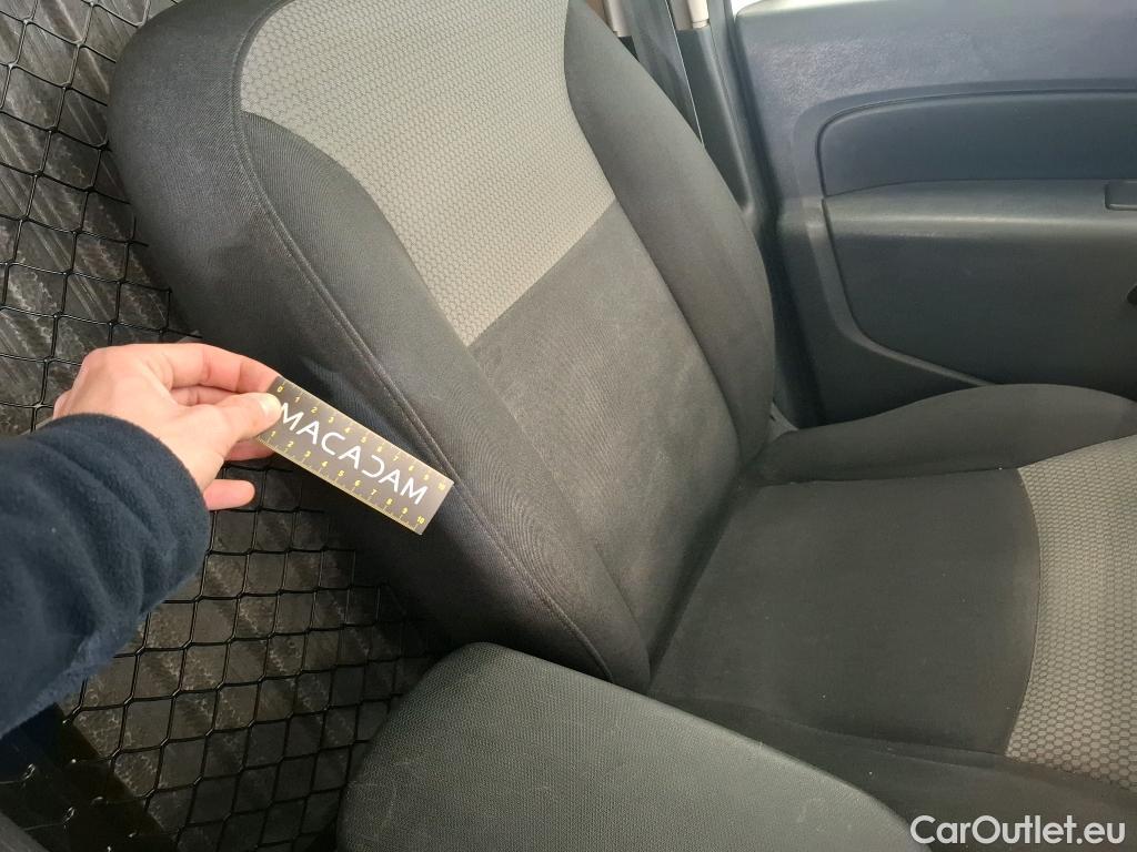  Renault  Kangoo RENAULT  Express / 2013 / 4P / Fourgonnette Gd Volume Gd Confort - Blue dCi 95 #86