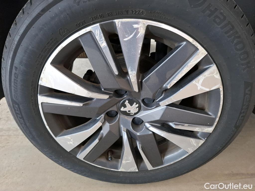  Peugeot  2008  Allure Business 1.5 HDi 120CV BVA6 E6dT #62