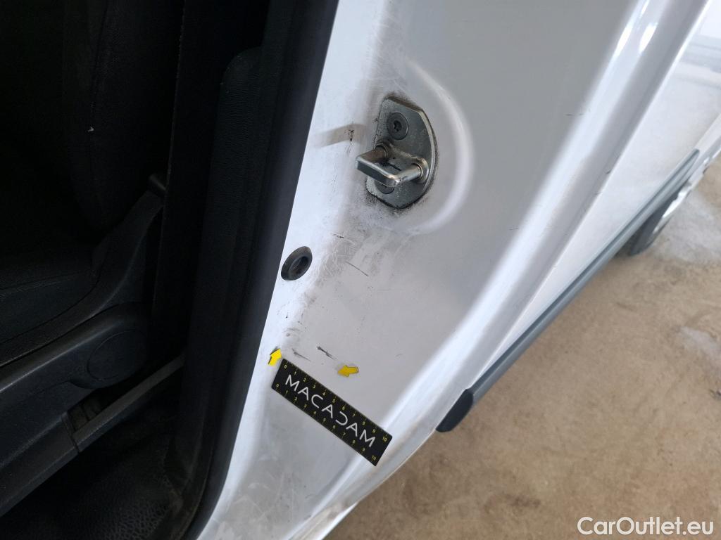  Renault  Kangoo RENAULT  Express / 2013 / 4P / Fourgonnette Gd Volume Gd Confort - Blue dCi 95 #98