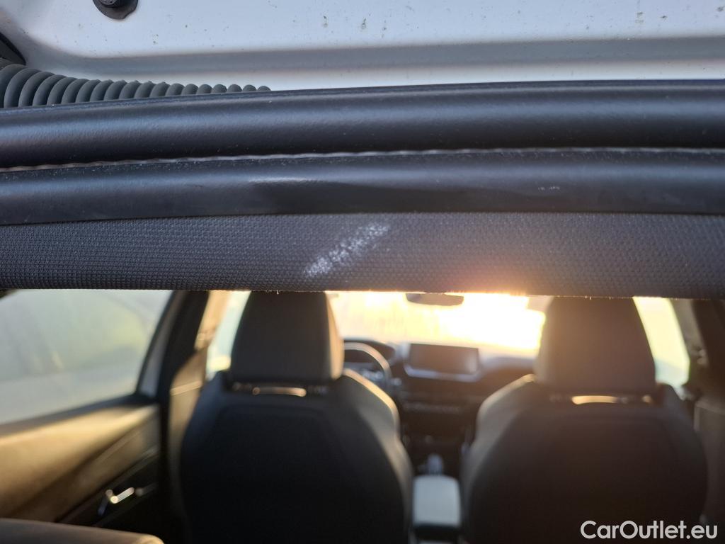  Peugeot  2008 PEUGEOT  / 2019 / 5P / Crossover BLUEHDI 130 S&S EAT8 GT PACK #30