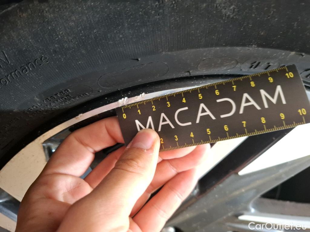  Hyundai  Bayon HYUNDAI  2021 5P SUV 10 T-GDI 100 DCT 7 HYB 48V INTUITIVE #24