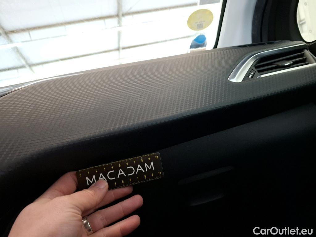  Peugeot  2008  Allure Business 1.5 HDi 120CV BVA6 E6dT #44