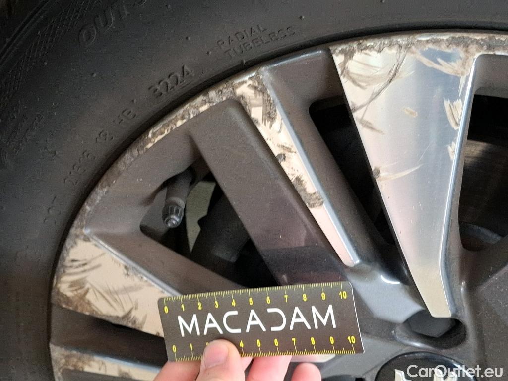  Peugeot  2008  Allure Business 1.5 HDi 120CV BVA6 E6dT #70