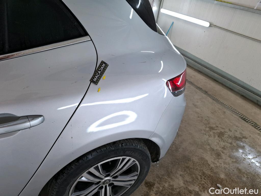  Renault  Megane RENAULT Mégane Berline / 2020 / 5P / Berline Intens TCe 140 EDC FAP -21N #3