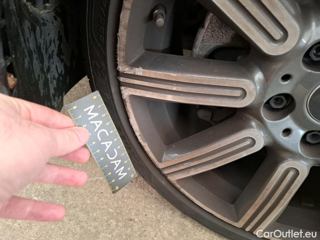  Mini  Clubman MINI  / 2019 / 5P / Break Cooper Knightsbridge 136 ch BVA7(SP) #10