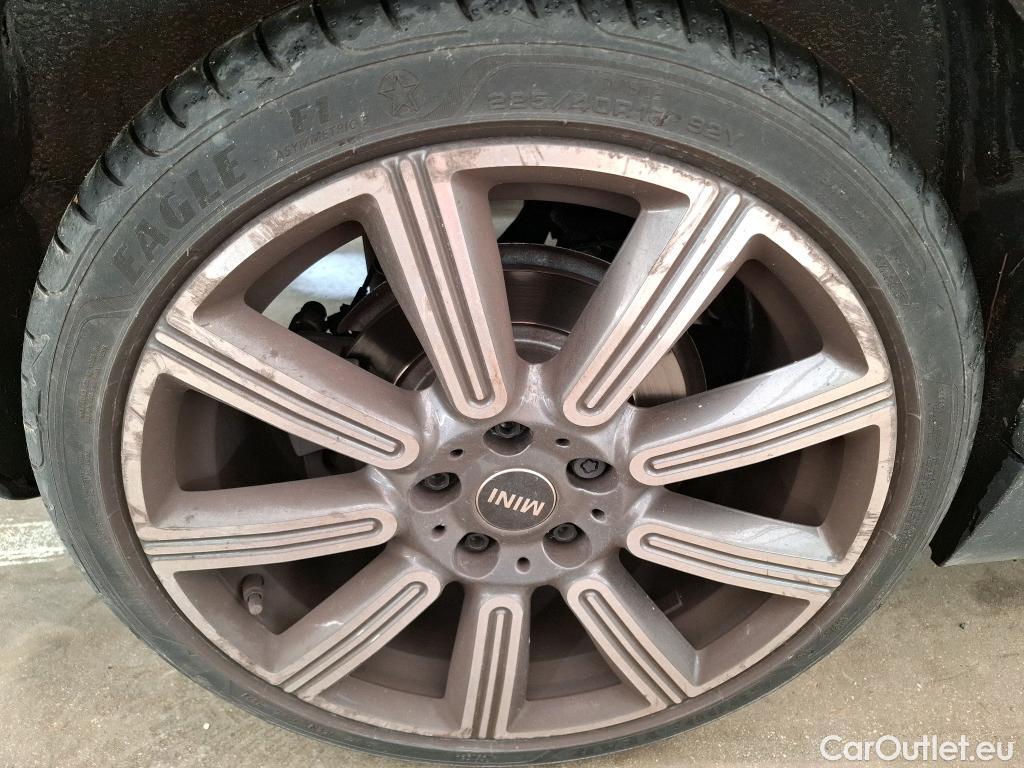  Mini  Clubman MINI  / 2019 / 5P / Break Cooper Knightsbridge 136 ch BVA7(SP) #15