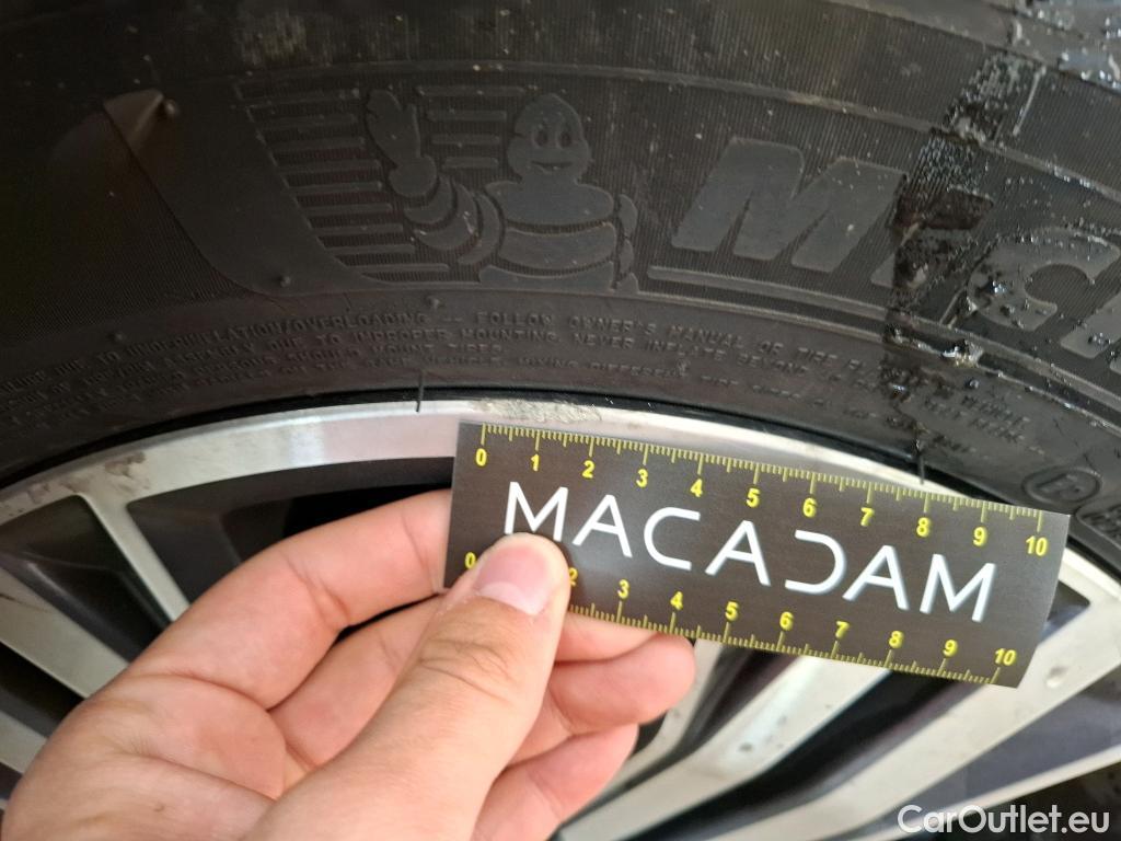  Renault  Megane RENAULT Mégane Berline / 2020 / 5P / Berline Intens TCe 140 EDC FAP -21N #12