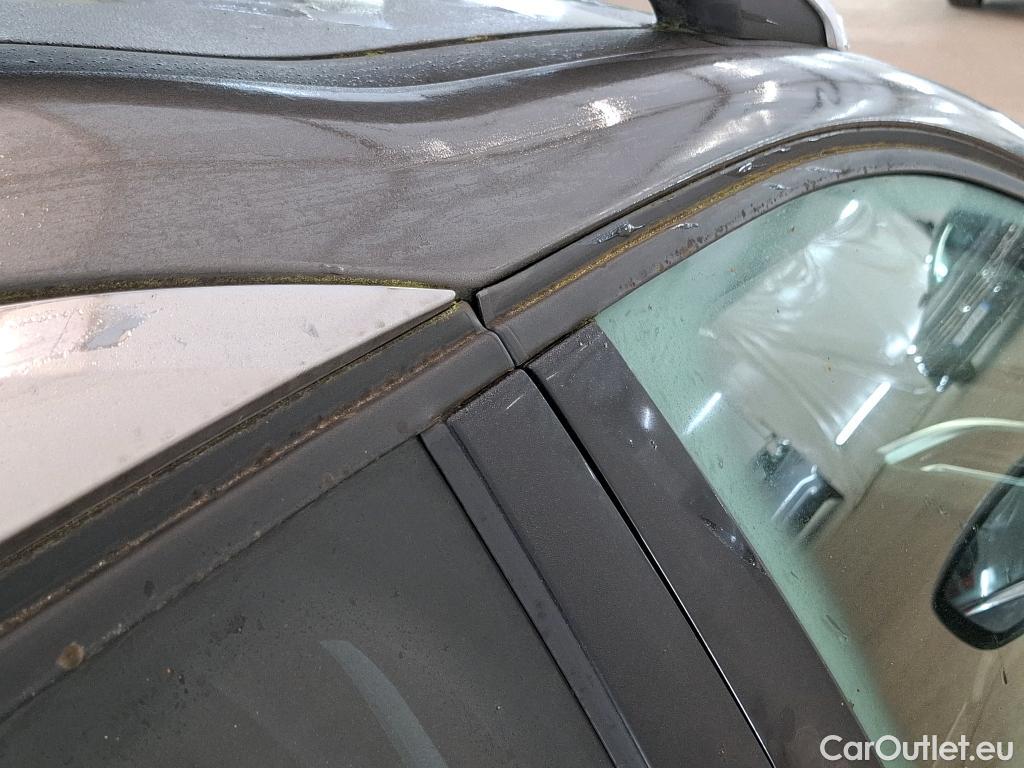  Peugeot  2008  Allure Business 1.5 HDi 120CV BVA6 E6dT #30