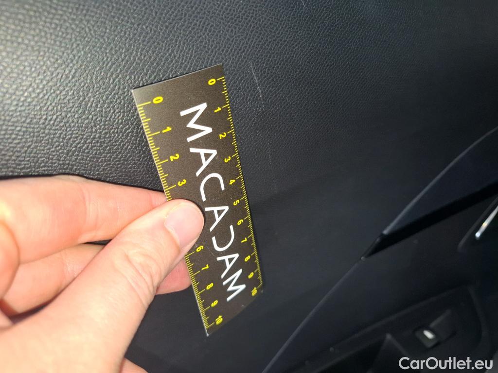  Peugeot  2008 PEUGEOT  / 2019 / 5P / Crossover BLUEHDI 130 S&S EAT8 GT PACK #19