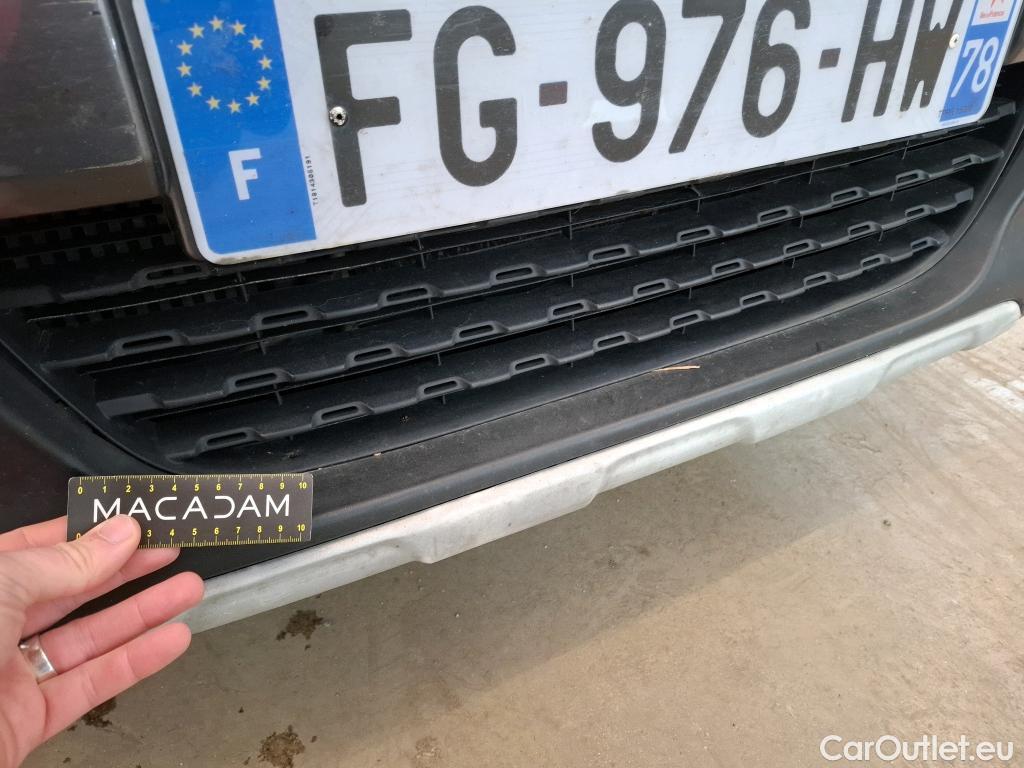  Peugeot  2008  Allure Business 1.5 HDi 120CV BVA6 E6dT #101