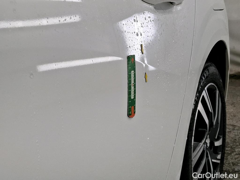  Peugeot  208 PEUGEOT  / 2019 / 5P / Berline PureTech 75 S&S Style(SP) #3